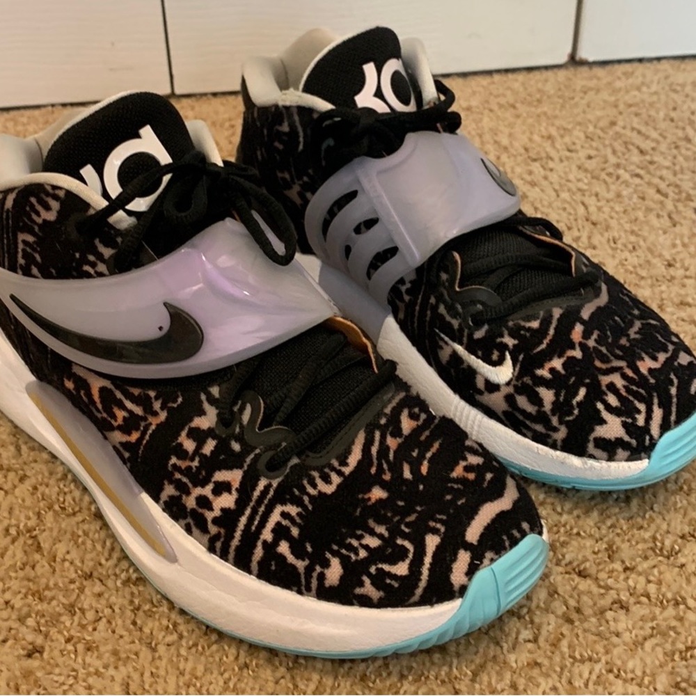 Nike KD14 Black/white CW3935-001 men’s Size 9.5